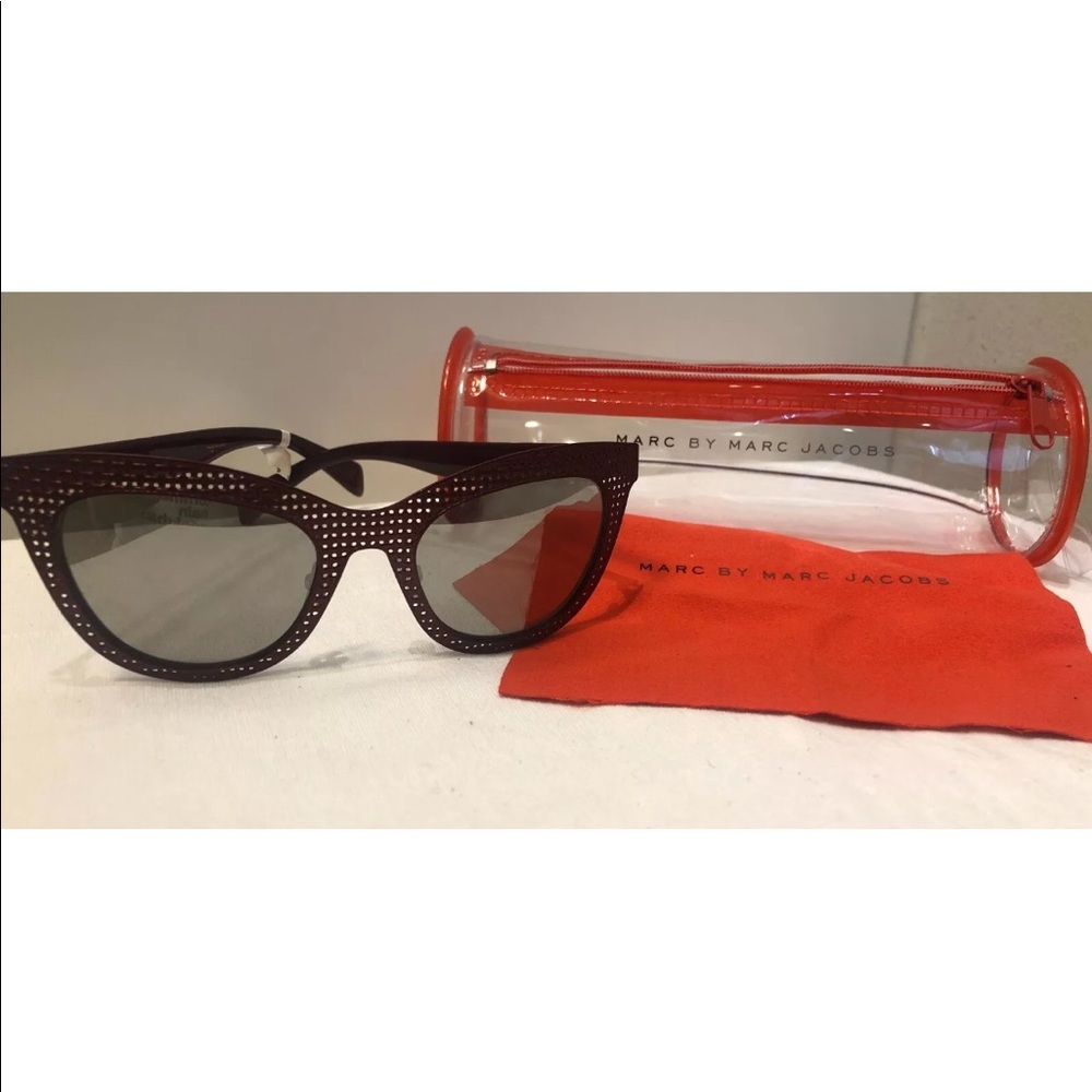 Marc by Marc Jacobs Cat Eye metal sunglasses